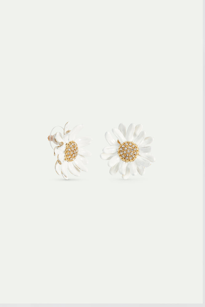 White and Gold Daisy Post Earrings with a Pavé Heart