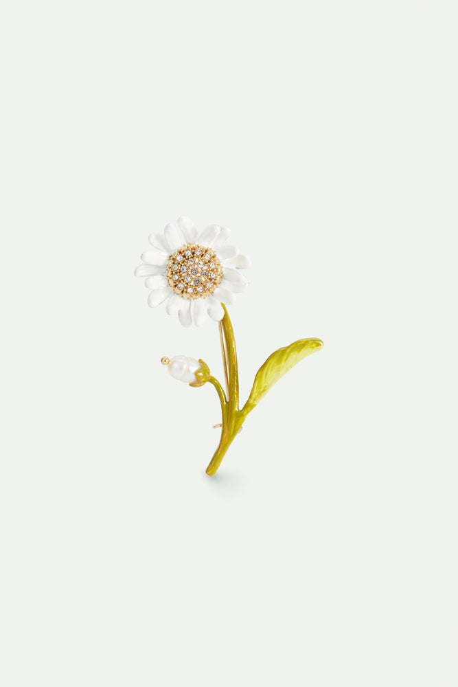 White and Green Daisy Brooch with Mother of Pearl Bead