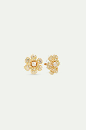 Post Earrings Composed of a Gold-Plated Brass Flower