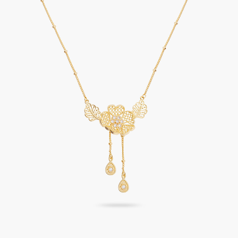 Gold Thread Pendant Fine Necklace